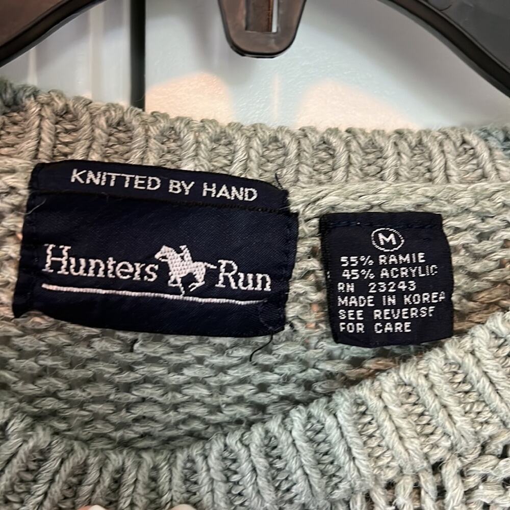 Vintage 90’s Hunters Run Hand Knit Ramie/Acrylic Green & Pink Embroider Sweater - Picture 7 of 13